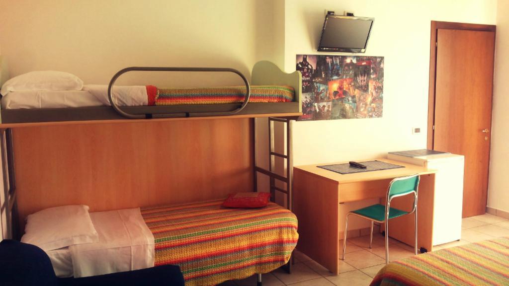 Hotel Villa Cesare B&B Alba Adriatica Bagian luar foto